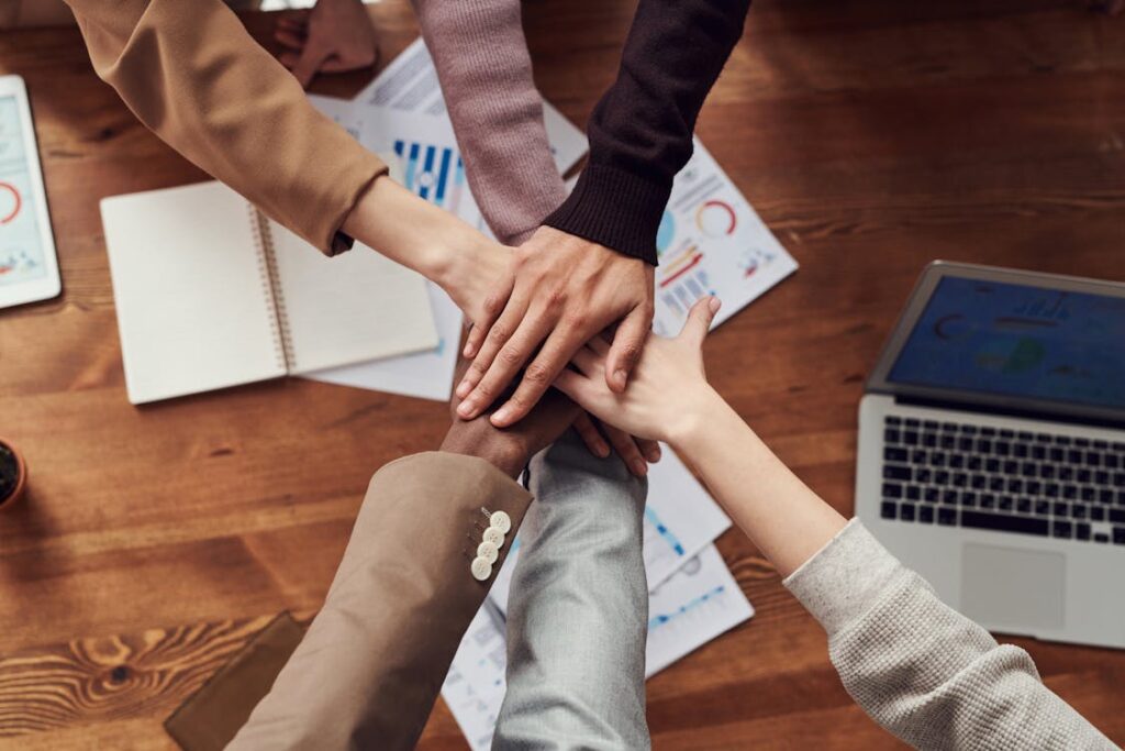 teamwork - QB-LA has the right team member for your bookkeeping needs.