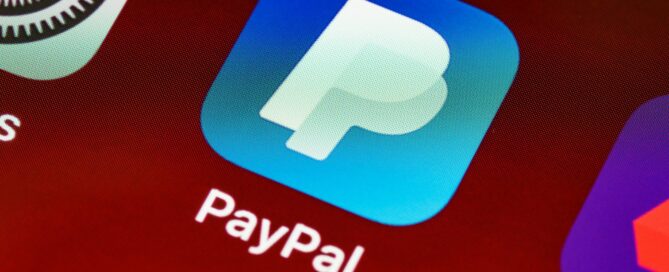 paypal icon on a phone